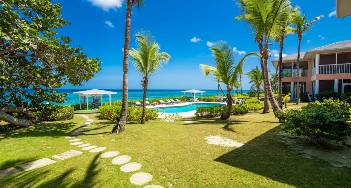 BEACHFRONT NORTHSIDE CONDO NORTHERN LIGHTS 4 - Image 22