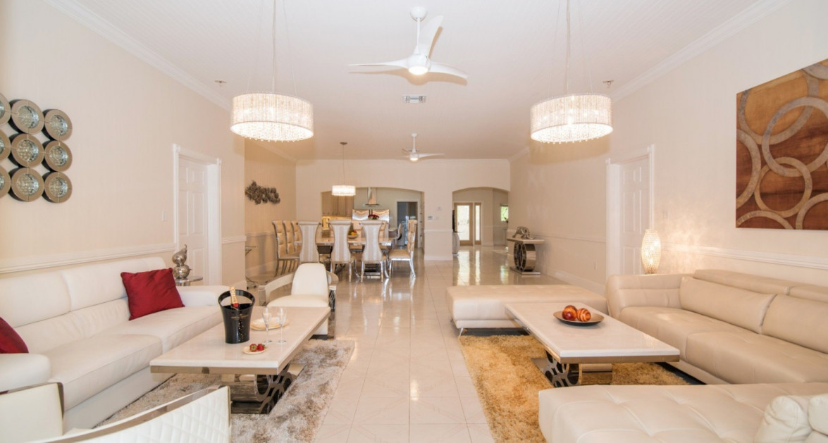 Beachfront Single-Level South Sound Home - Image 17