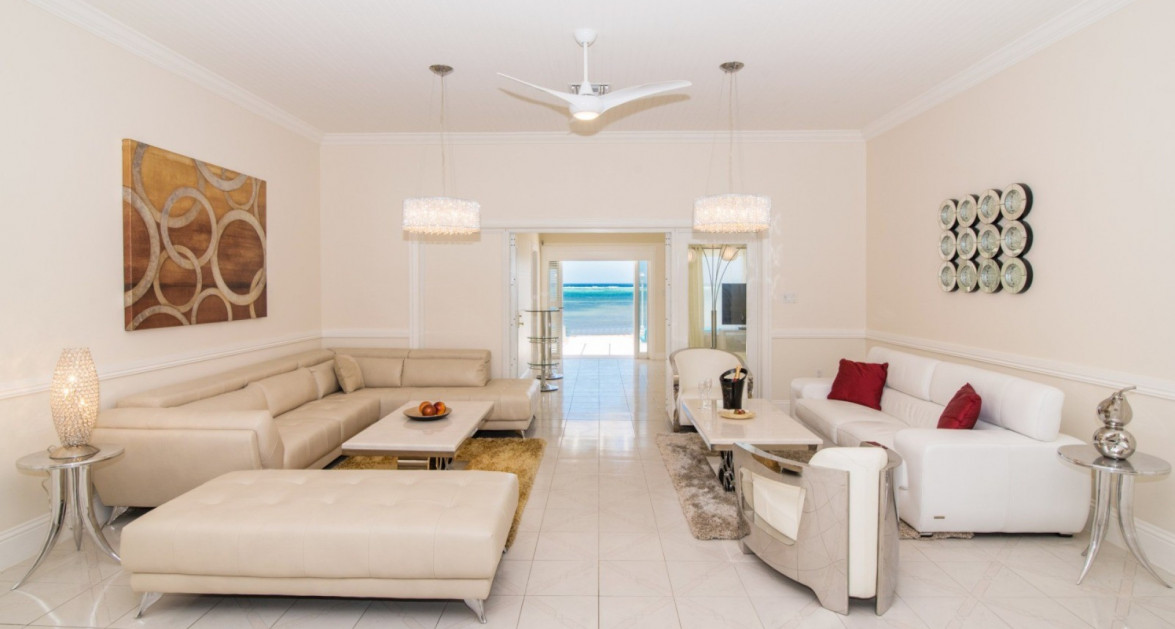 Beachfront Single-Level South Sound Home - Image 5