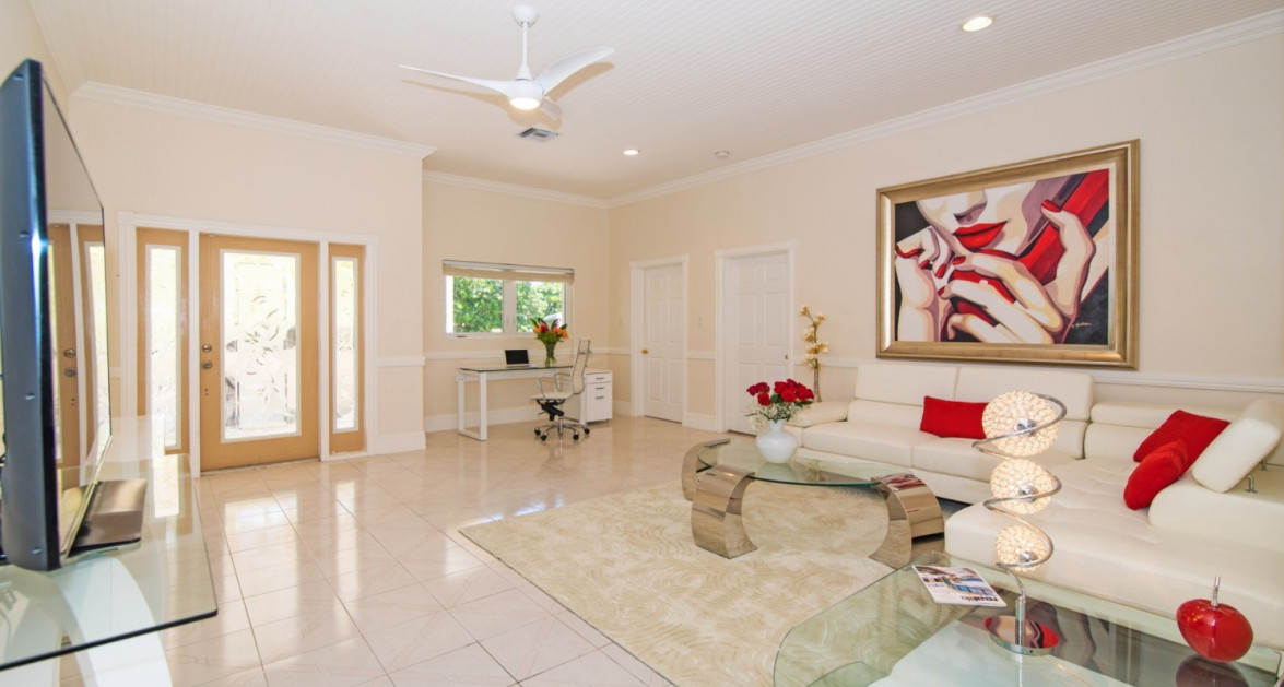 Beachfront Single-Level South Sound Home - Image 6