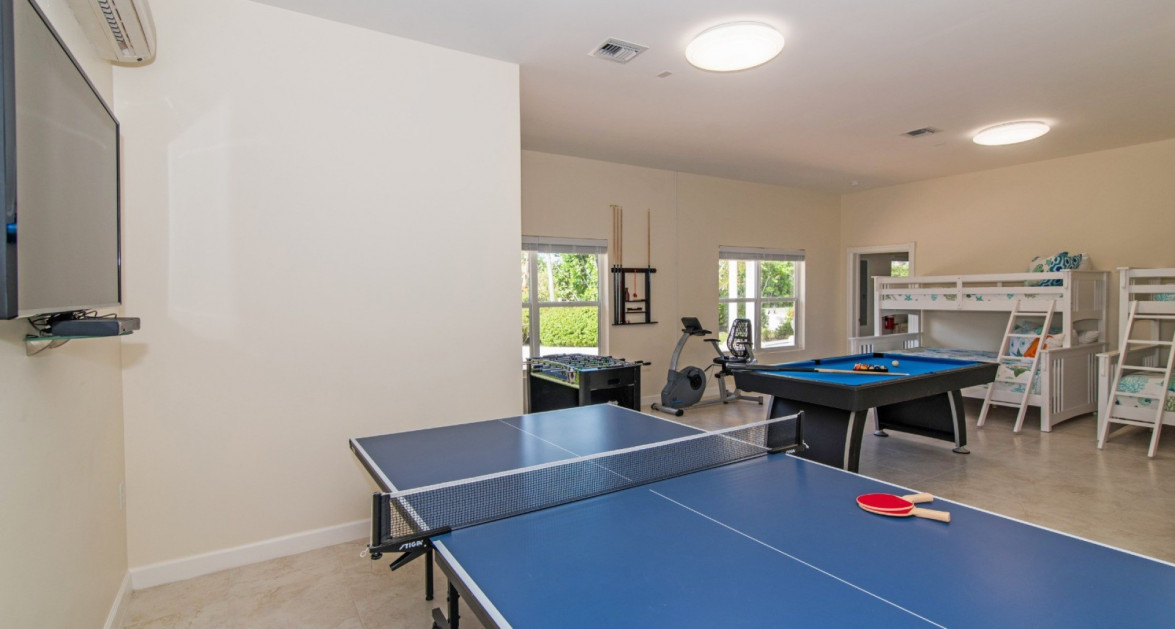 Beachfront Single-Level South Sound Home - Image 18