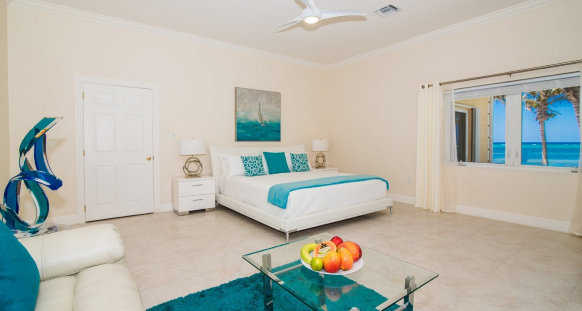 Beachfront Single-Level South Sound Home - Image 8