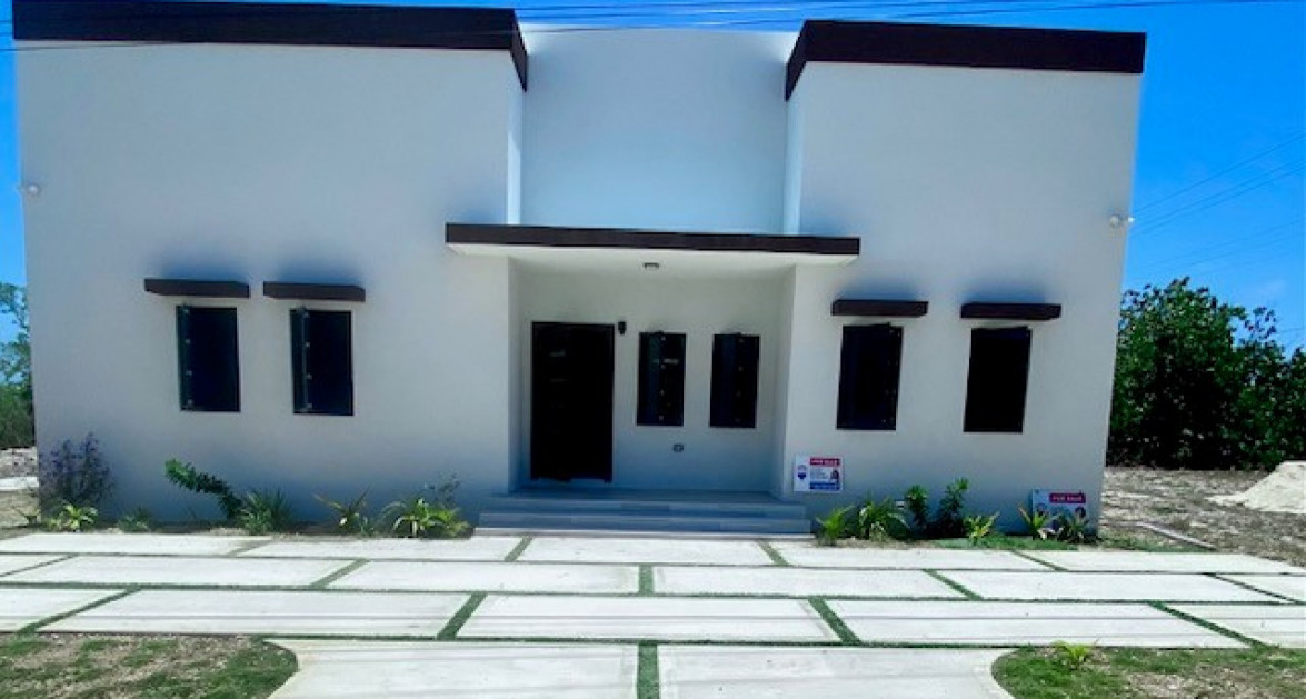 BEAUTIFUL NEWLY BUILT 3-BEDROOM FAMILY HOME IN HIGHROCK- CLOSE TO THE OCEAN