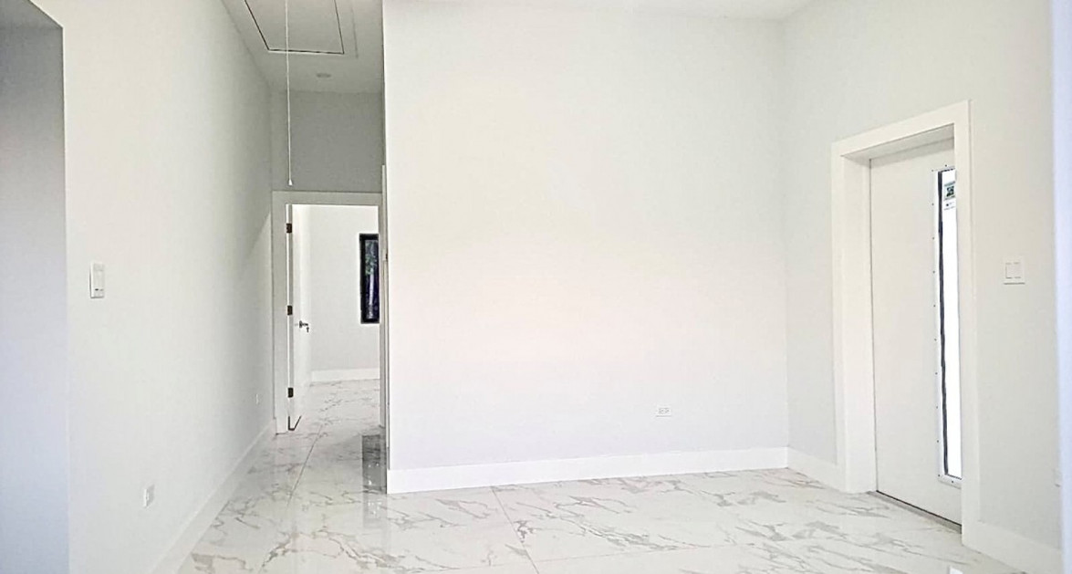 BEAUTIFUL NEWLY BUILT 3-BEDROOM FAMILY HOME IN HIGHROCK- CLOSE TO THE OCEAN - Image 8