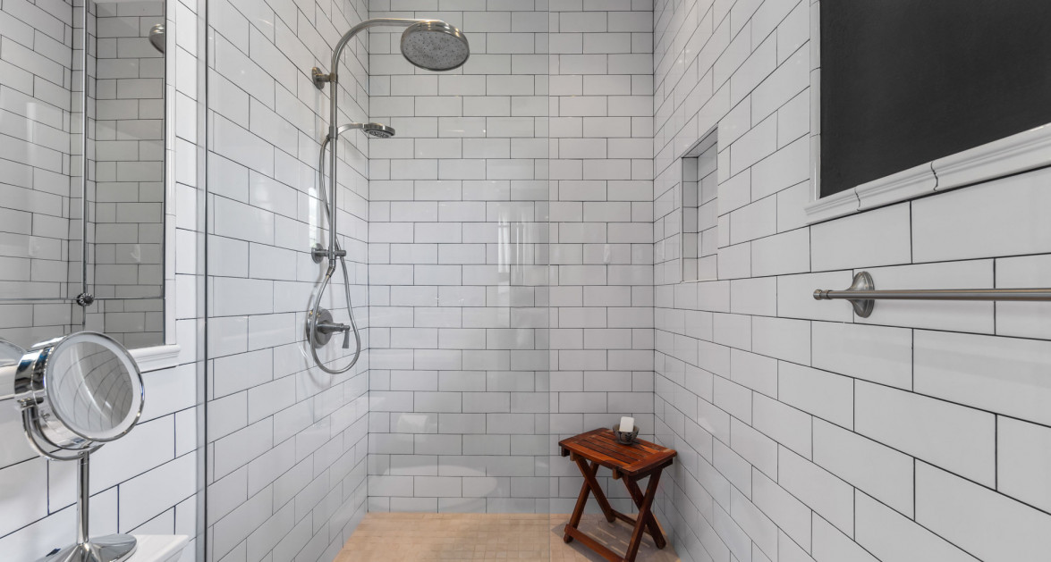 Beautifully Upgraded Lantern Point Condo - Image 10