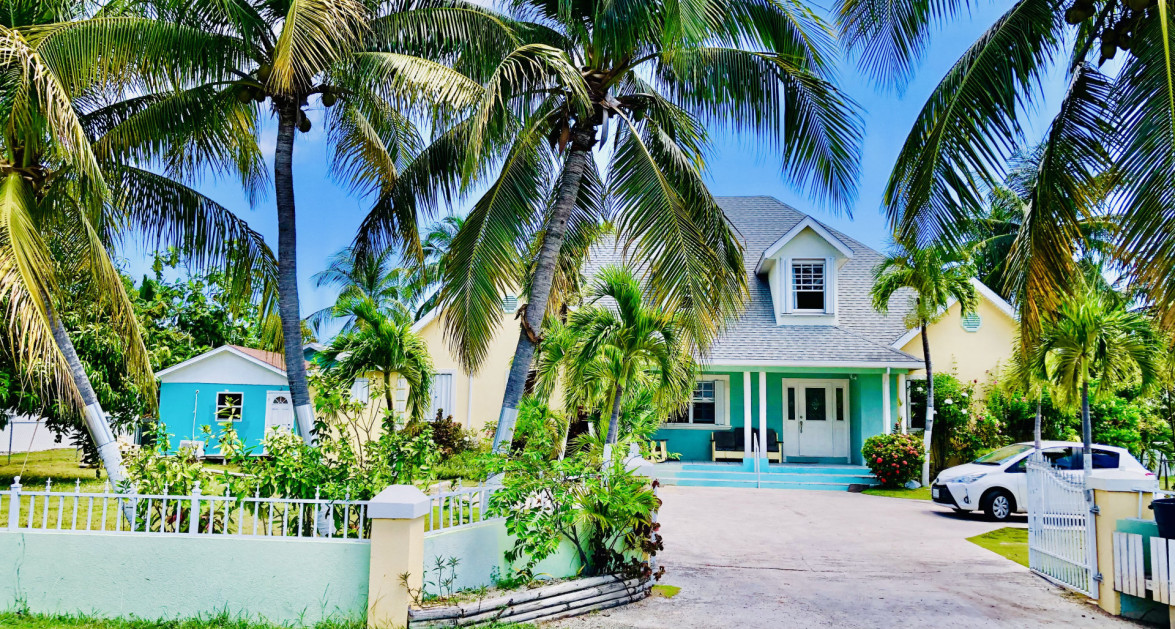 Boreal Street Investment Property - 7 Bedrooms