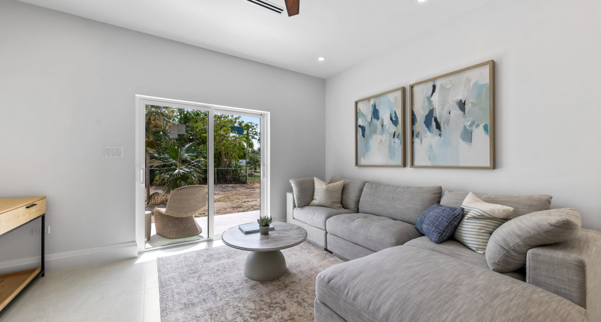 BRAND NEW GLORIA MAY VILLAS #3 (4 BED, 3.5 BATH VILLA) - Image 8