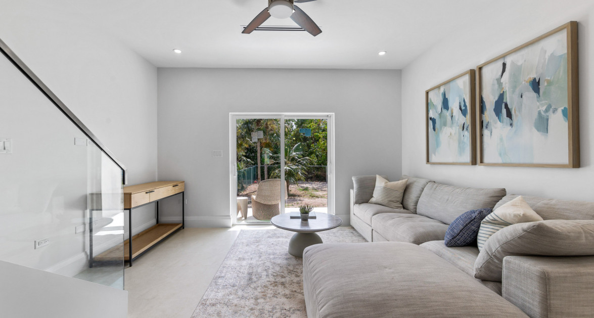 BRAND NEW GLORIA MAY VILLAS #3 (4 BED, 3.5 BATH VILLA) - Image 9