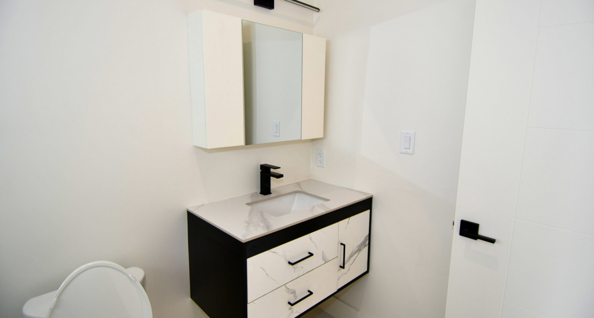 Brand New Luxury Villa - Image 18