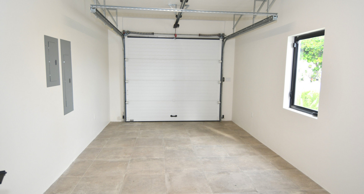 Brand New Luxury Villa - Image 27