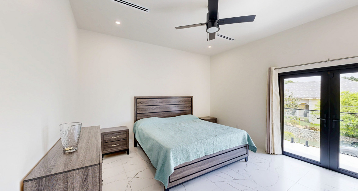 Brand New Luxury Villa - Image 13