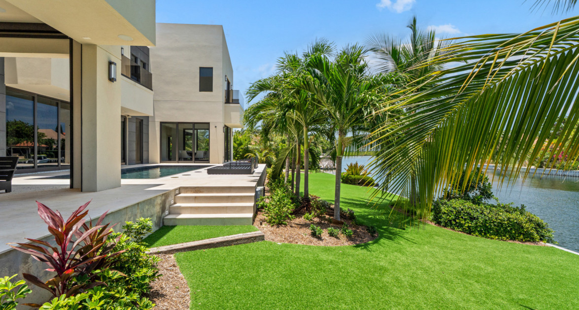Brand New Vista Del Mar Home - Image 42