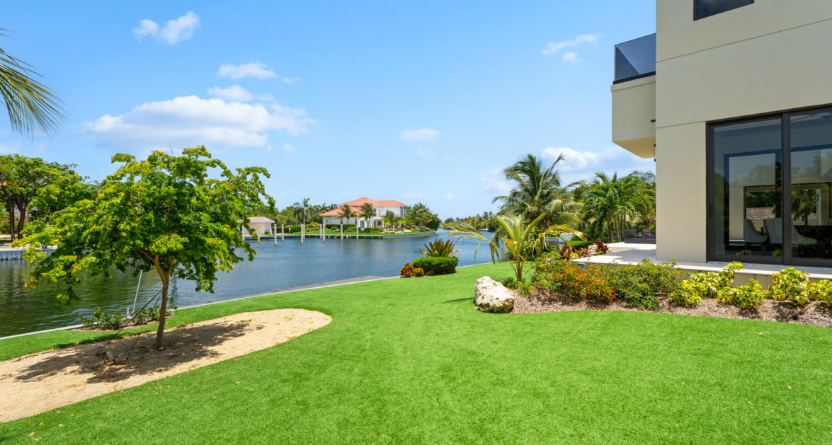 Brand New Vista Del Mar Home - Image 43