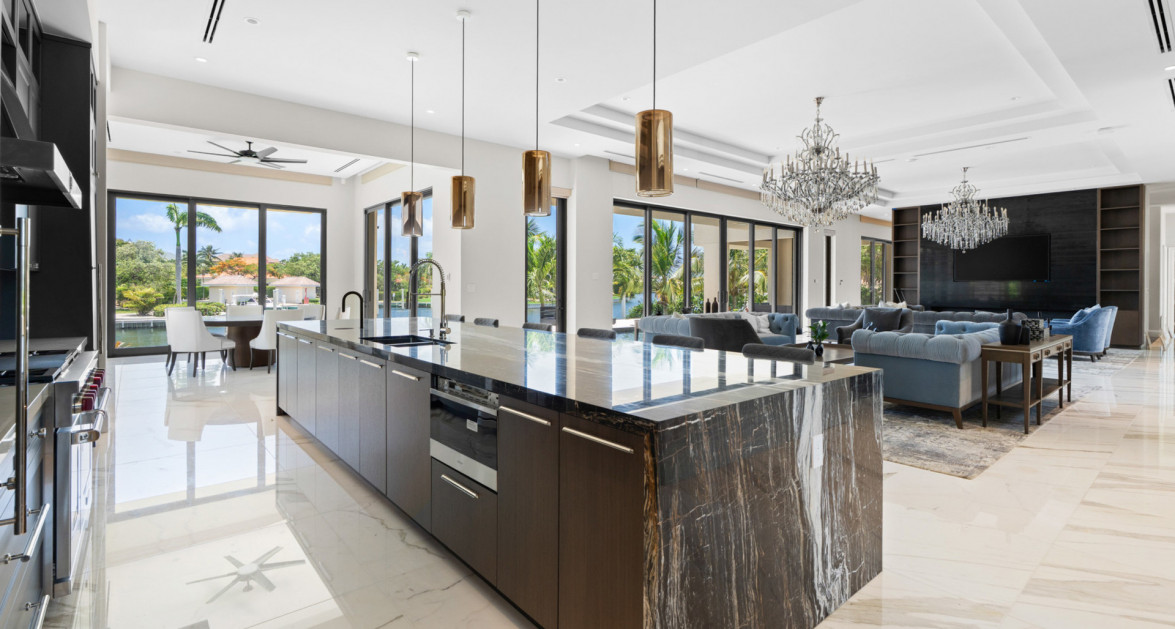 Brand New Vista Del Mar Home - Image 5
