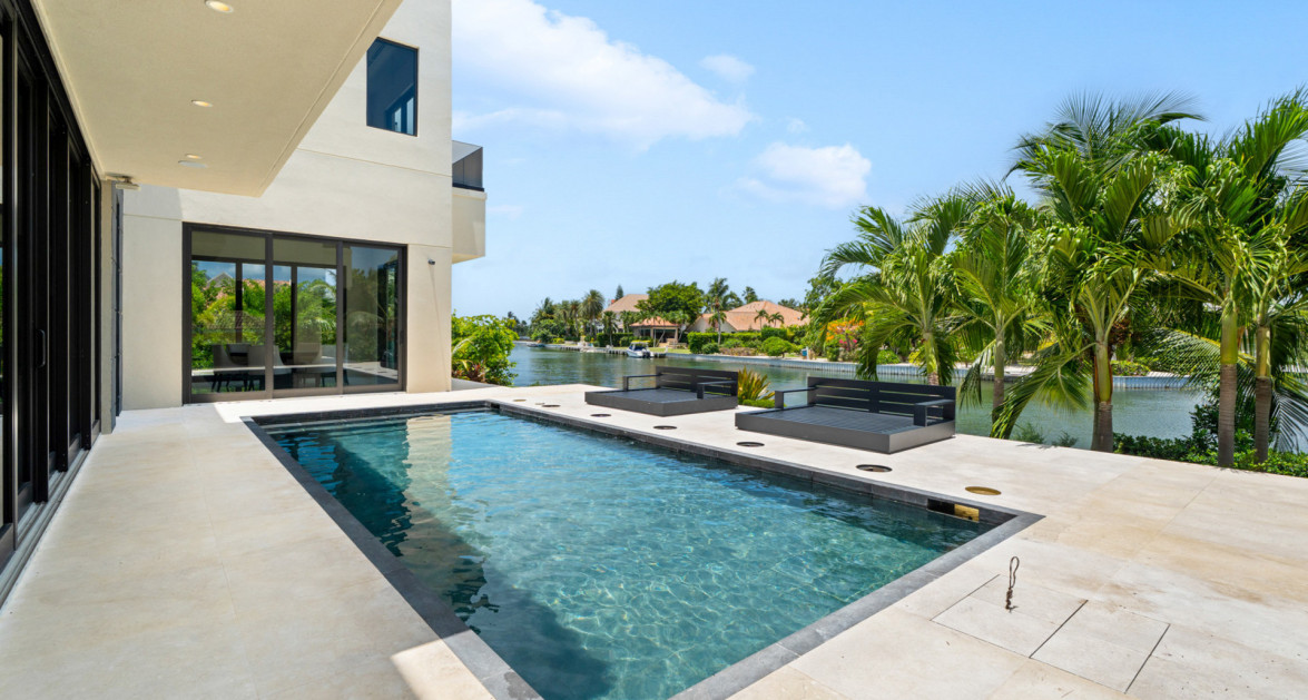 Brand New Vista Del Mar Home - Image 41