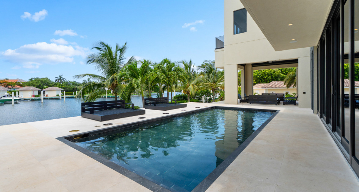 Brand New Vista Del Mar Home - Image 40