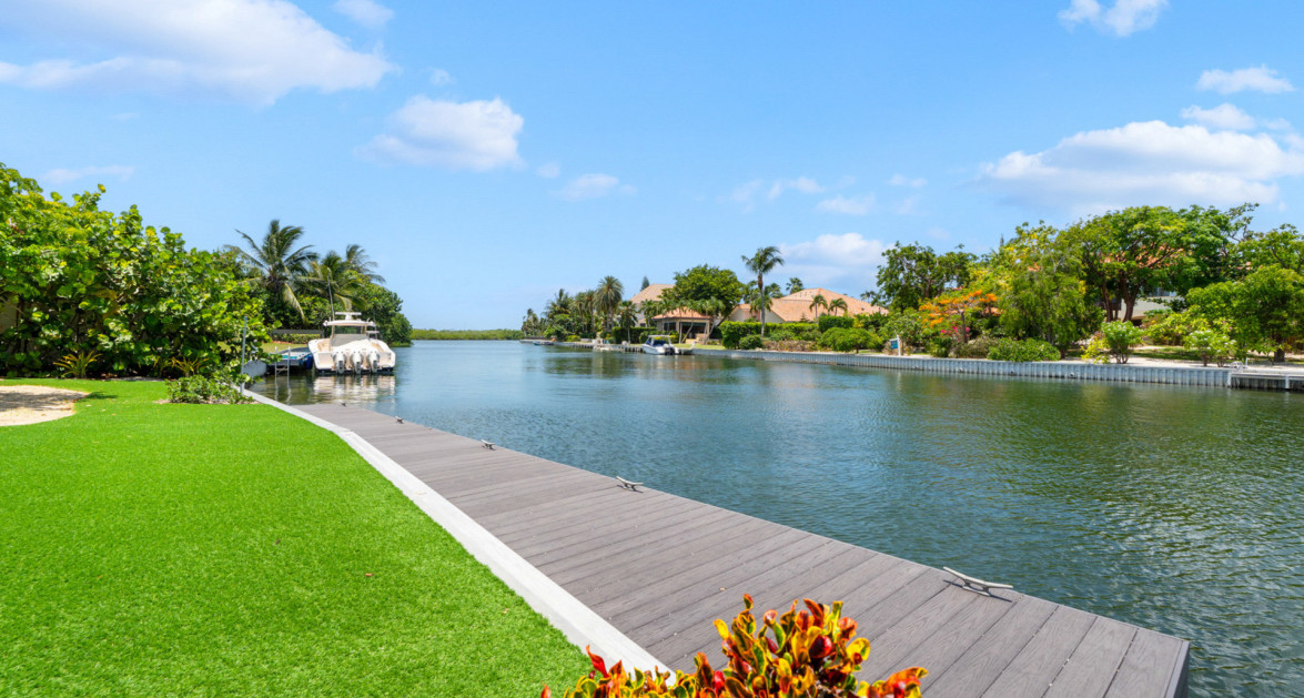Brand New Vista Del Mar Home - Image 51