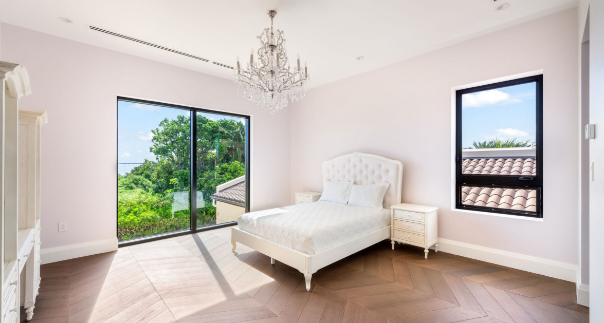 Brand New Vista Del Mar Home - Image 18