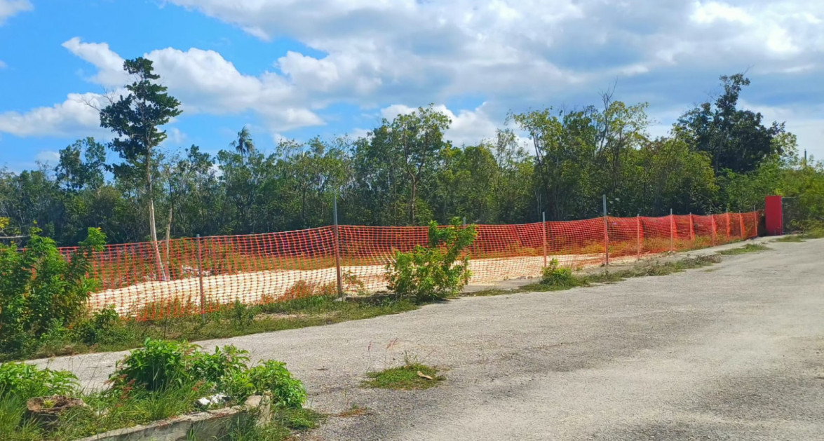 Breakers Partially Filled Lot with access to CUC and water - Image 3