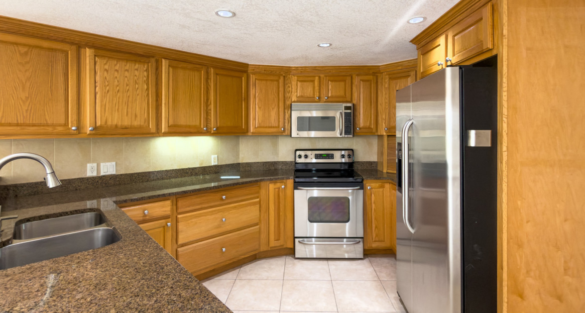 Breezy Pines Top Floor Unit 2 Bed 2 Bath - Image 5