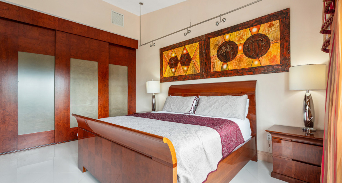 Britannia #630 | Seven Mile Corridor - Spacious Corner Unit Canal Front Condo - Image 25