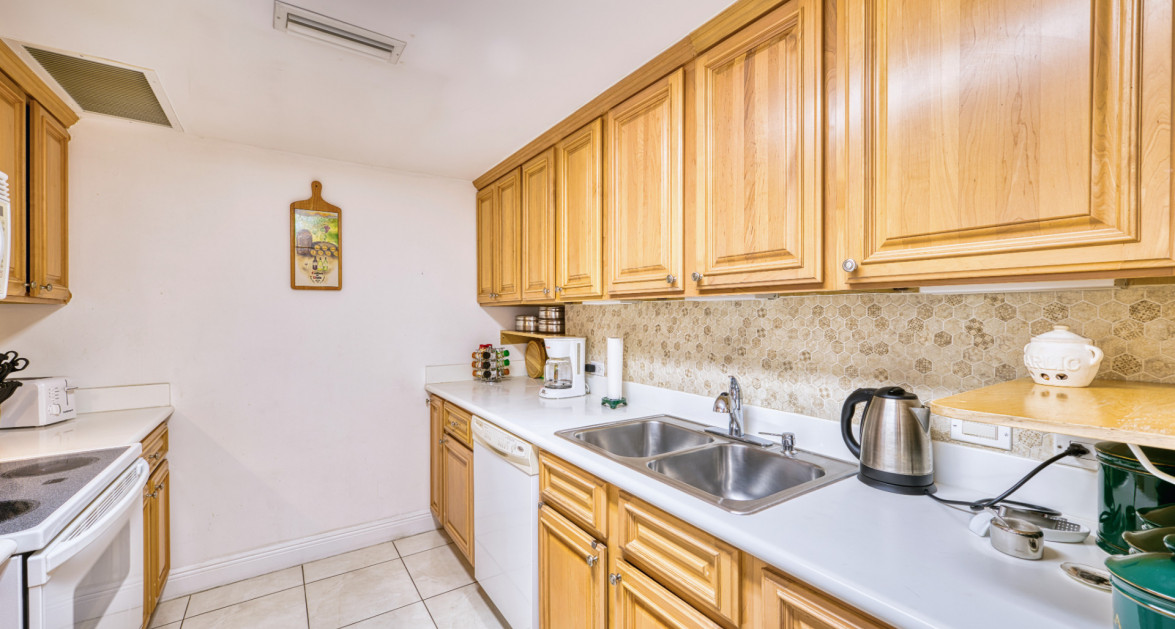 BRITANNIA #903 | SEVEN MILE CORRIDOR – UNIQUE 2 BED INVESTMENT WITH RENTAL INCOME GUARANTEED - Image 7