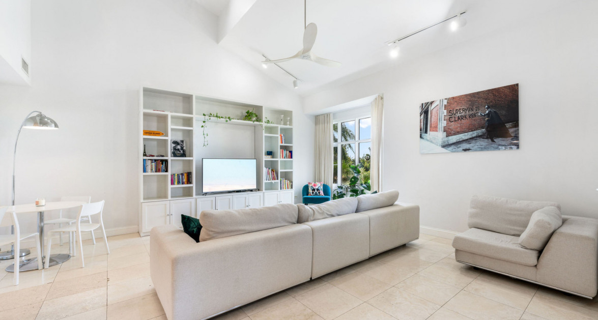 Britannia Kings Court 4 Bed 4 Bath - Image 3