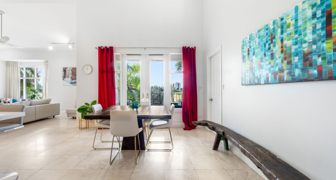 Britannia Kings Court 4 Bed 4 Bath - Image 14