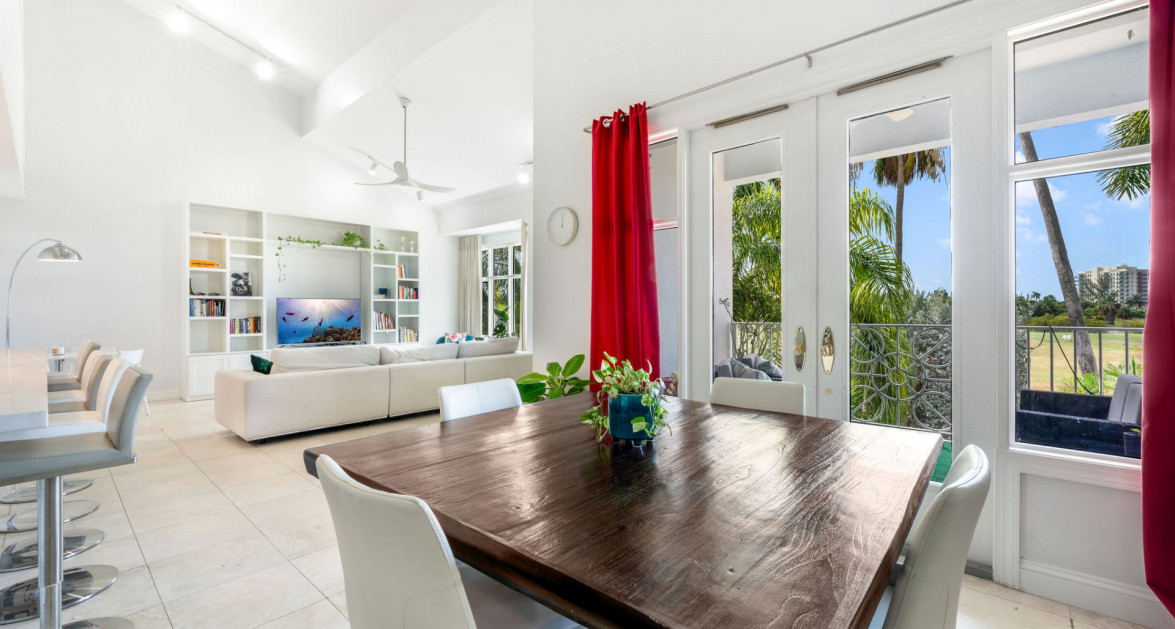 Britannia Kings Court 4 Bed 4 Bath - Image 6