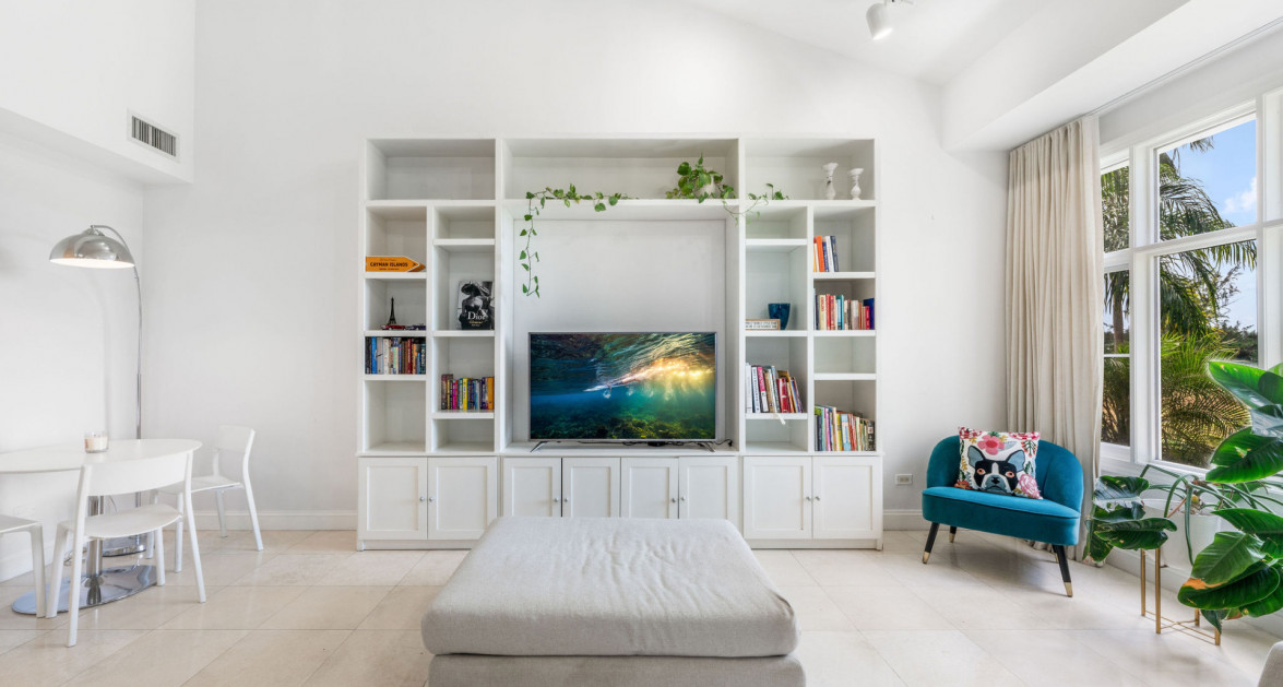 Britannia Kings Court 4 Bed 4 Bath - Image 13