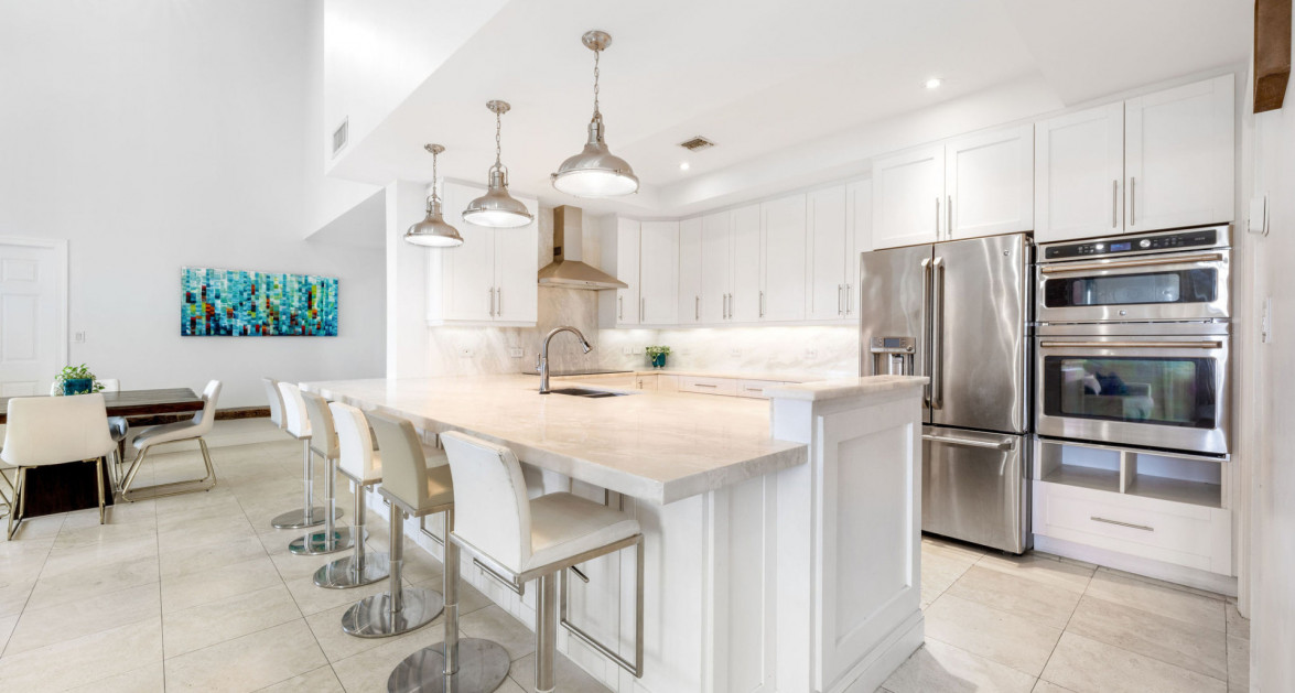 Britannia Kings Court 4 Bed 4 Bath - Image 11