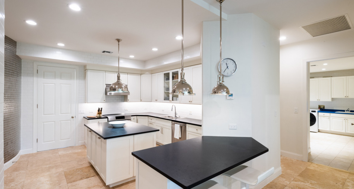 Britannia Kings Court - 4BR/4.5BA WITH ELEVATOR - Image 5