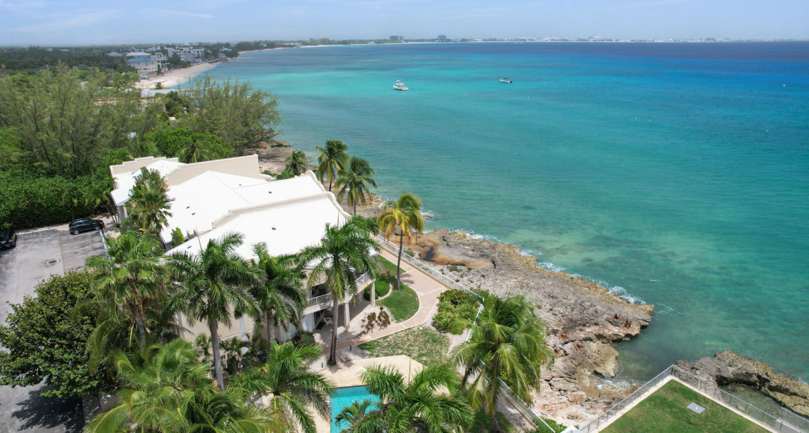 Brittany Cove Oceanfront property - Image 4