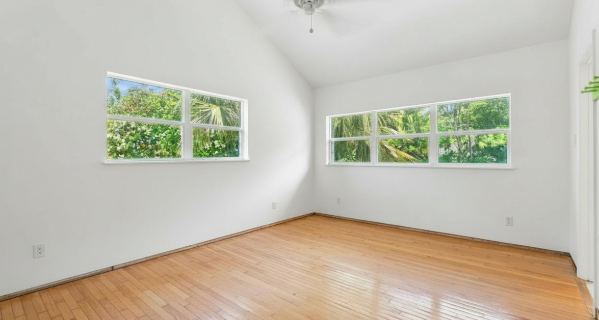 BY THE SEA #7 | SOUTH SOUND – OCEANFRONT END UNIT WITH RENOVATION REQUIRED - Image 16