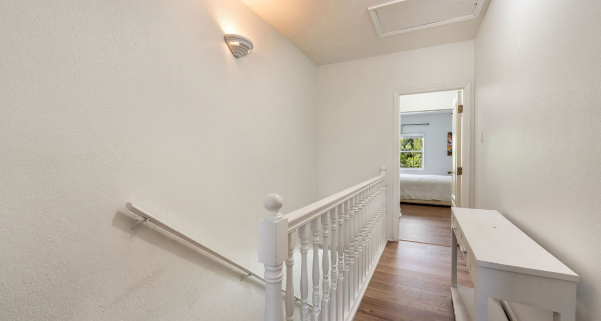 Canal Front Large 2 bed 2.5 bath Townhome in Omega Bay with Dock Space - Image 15