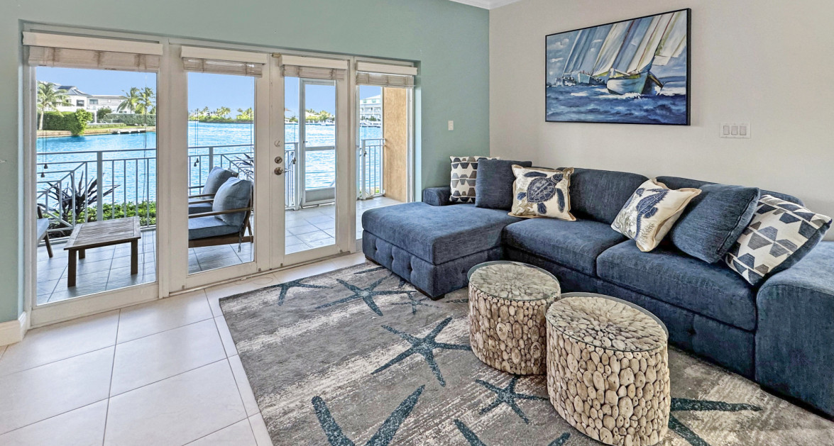 Careenage 1 Bdrm Waterfront Condo - Image 5