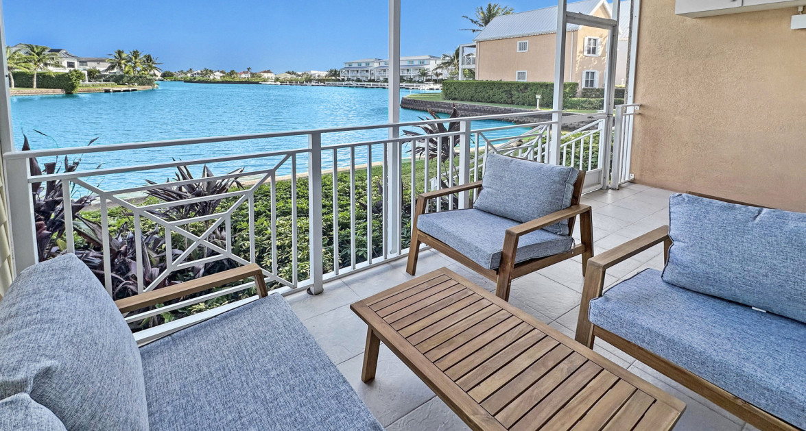 Careenage 1 Bdrm Waterfront Condo - Image 2