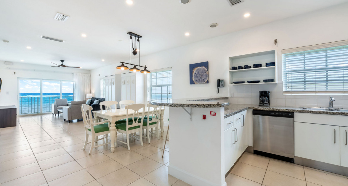 Castaway Coves 213 Spacious 2 bed 2 bath - Image 2