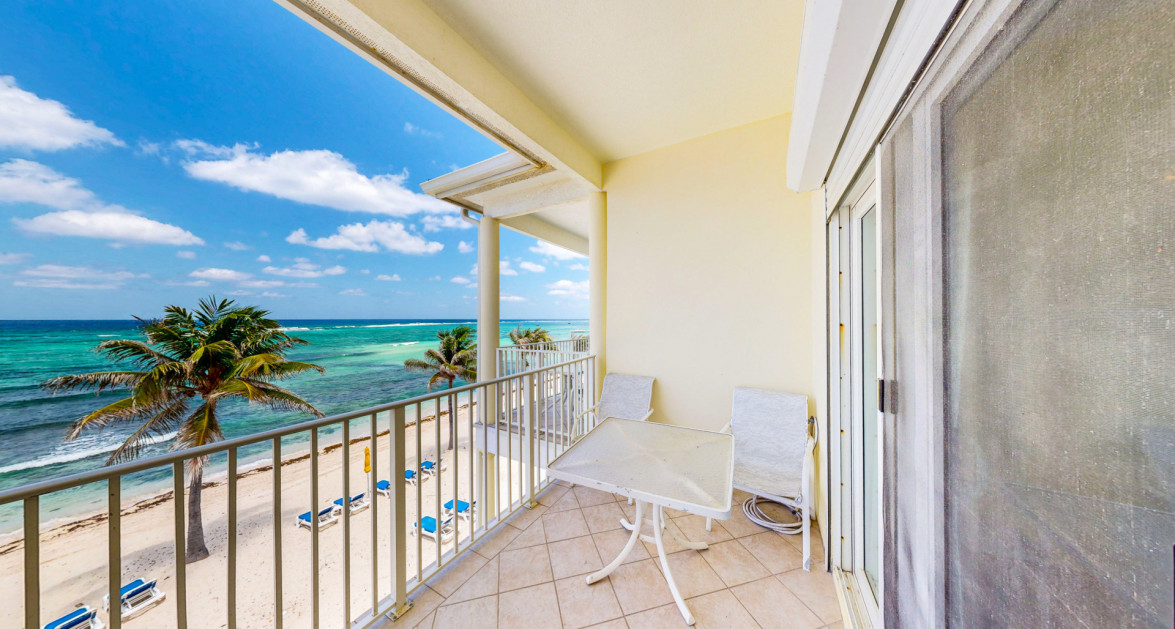 Castaway Coves Top Floor Unit