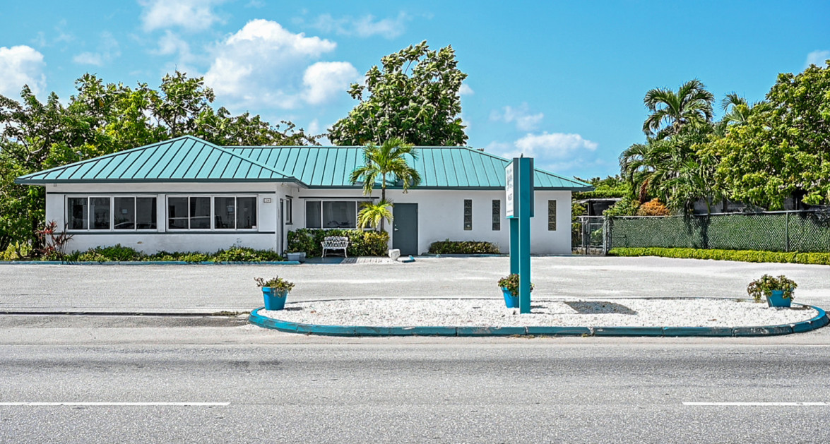 Cayman Animal Hospital on Crewe Road - Image 4