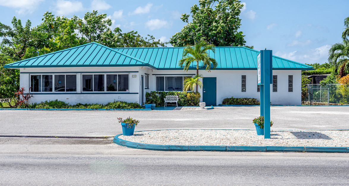 Cayman Animal Hospital on Crewe Road - Image 2