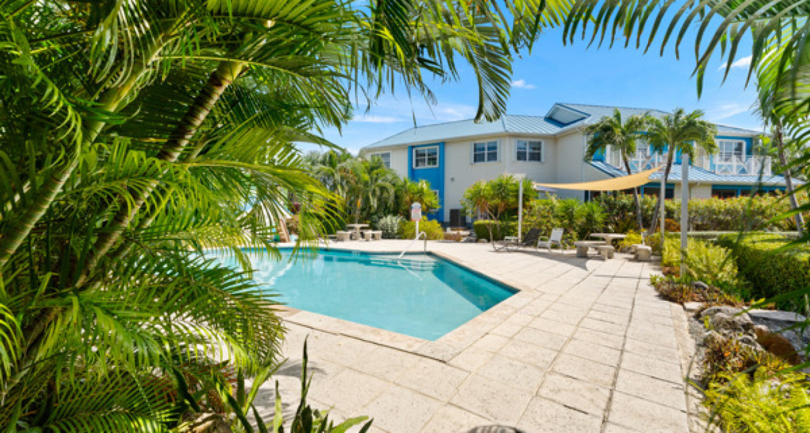 CAYMAN CROSSING UNIT #27 SOUTH SOUND - Image 32