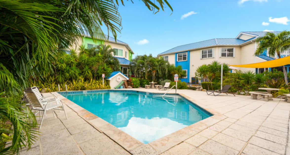 CAYMAN CROSSING UNIT #27 SOUTH SOUND - Image 33
