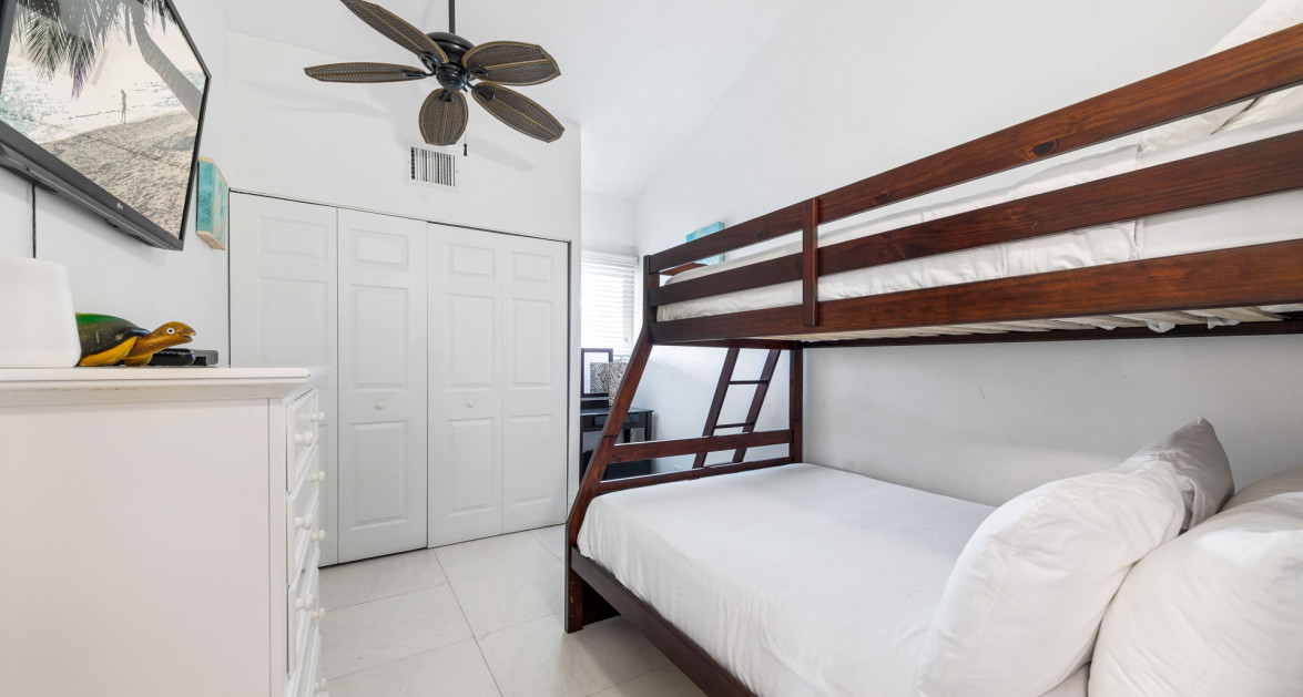 Cayman Reef 3 Bedroom | Seven Mile Beach | Redevelopment Potential - Image 12