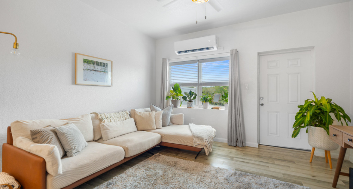 Cherry Tree Villas #4- Lovely 2 bed Near Midlands Acres - Image 5