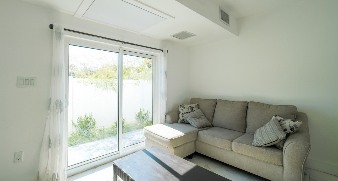 City Walk Entire Residential Development (11 Townhouses) - Image 13