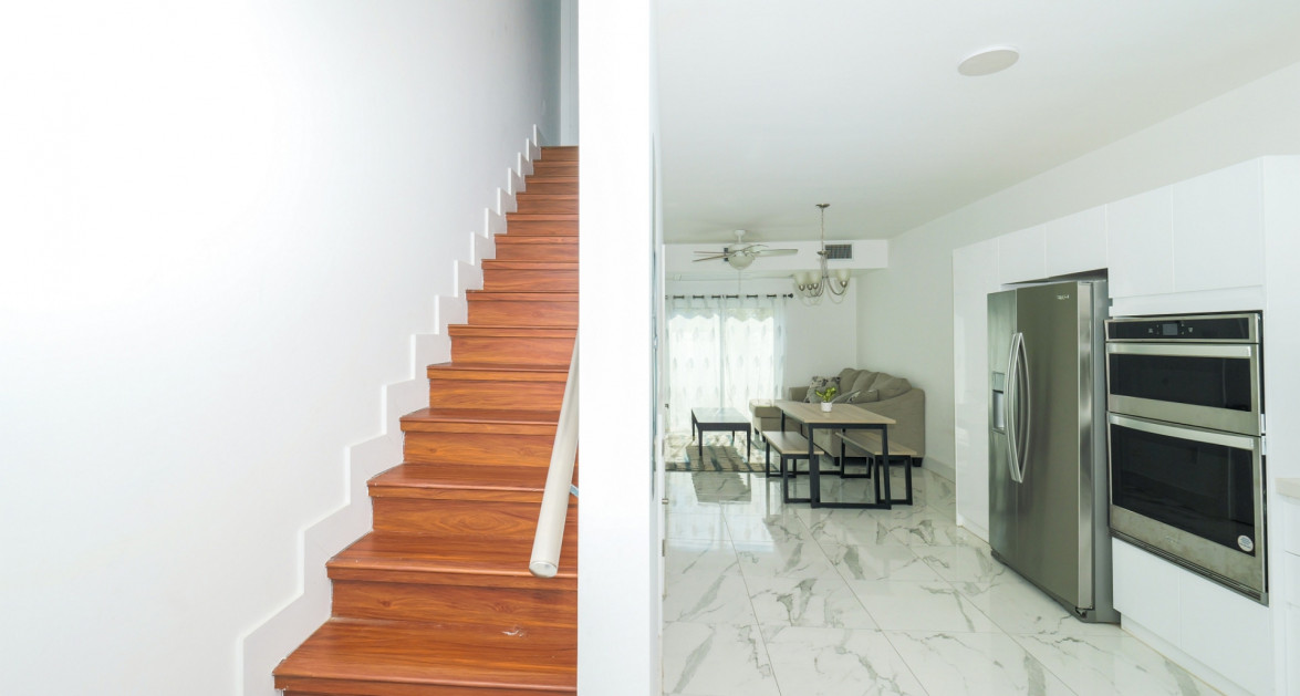 City Walk Entire Residential Development (11 Townhouses) - Image 21