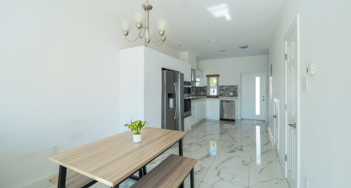 City Walk Entire Residential Development (11 Townhouses) - Image 10