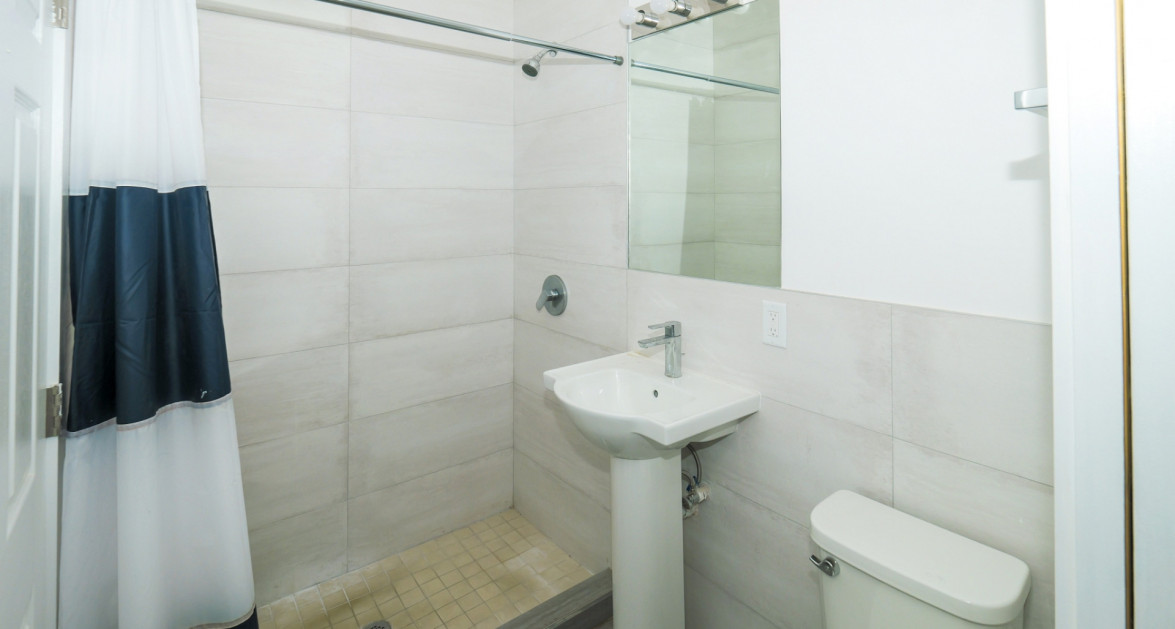 City Walk Entire Residential Development (11 Townhouses) - Image 25