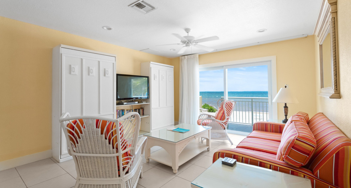 COMPASS POINT #111 (GF 2 BED, 2 BATH BEACHFRONT) - Image 6
